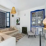 Dom wakacyjny Seahomes Vacations - Tossa Villagehouse 150m And Pkg Tossa de Mar