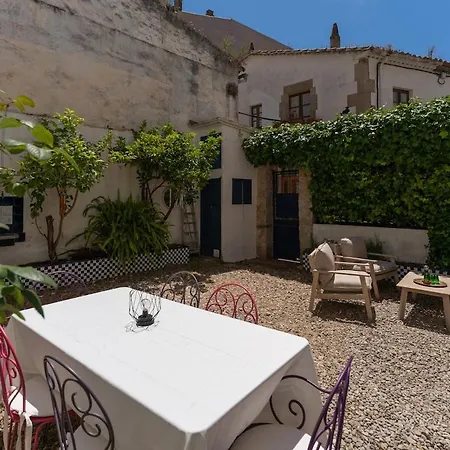 House In The Center Of * Tossa de Mar